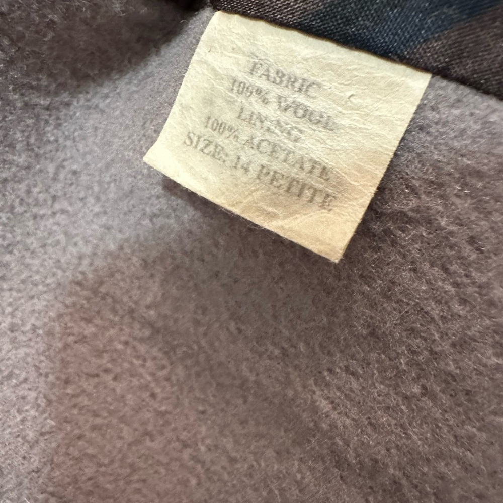 Vintage trench double breasted wool coat in dry cleaned & good condition - Picture 7 of 8